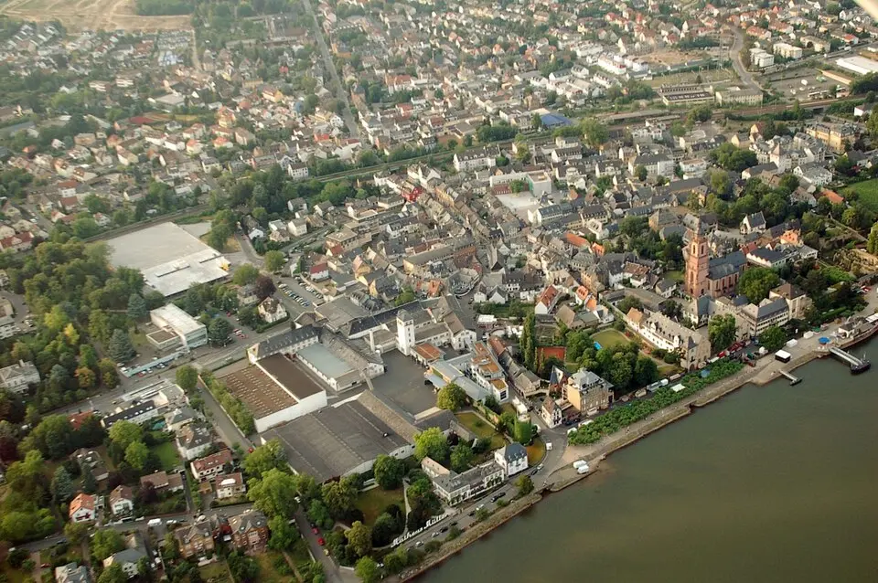 Eltville am Rhein – Stadtansicht